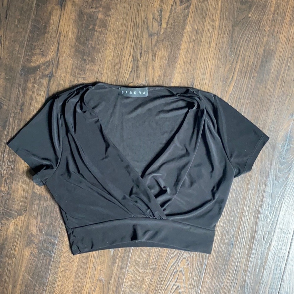 Black short sleeve V-neck top!